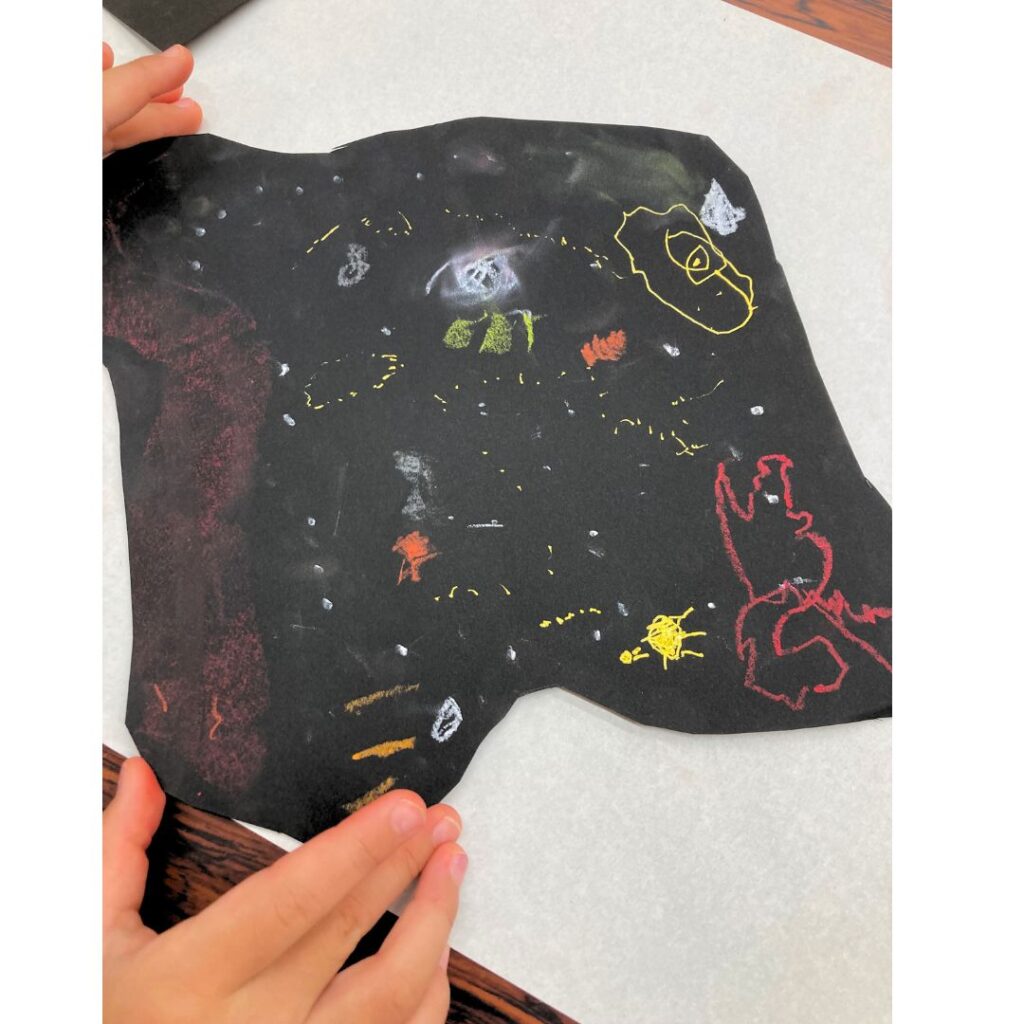 きらめく星座 子どもの絵臨床美術
愛知県絵画教室
